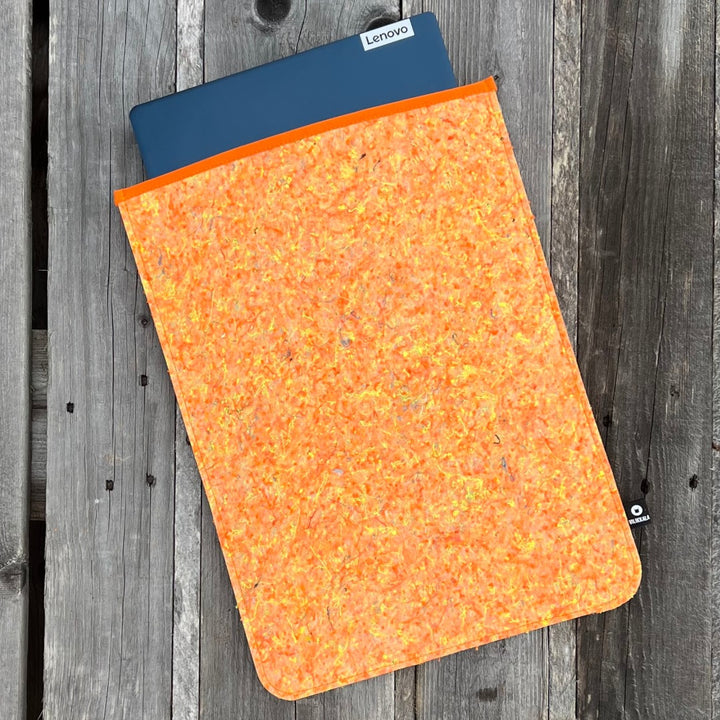 Läppärisuoja Tieksmäki 16” | oranssi-musta