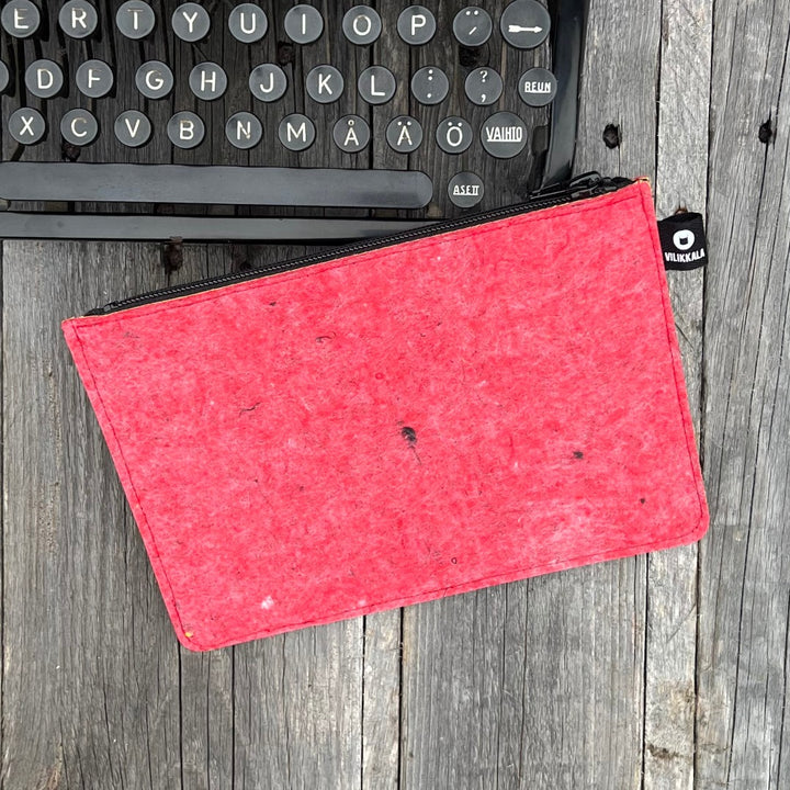 Accessory bag METSÄJAANU light green removable textile felt 15x20cm