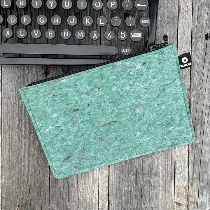 Accessory bag METSÄJAANU light green removable textile felt 15x20cm