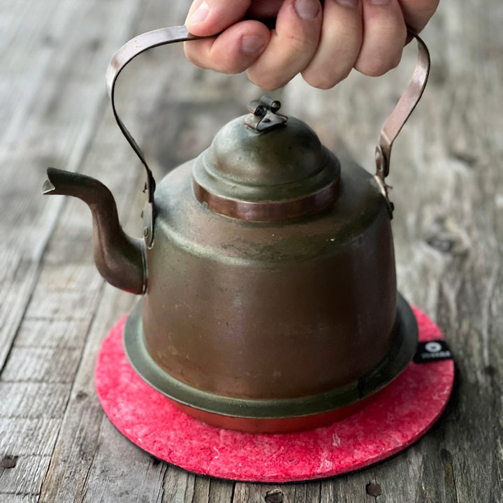 Pannunalunen Laperla punainen/grafiitti  20 × 20 cm poistotekstiilihuopa