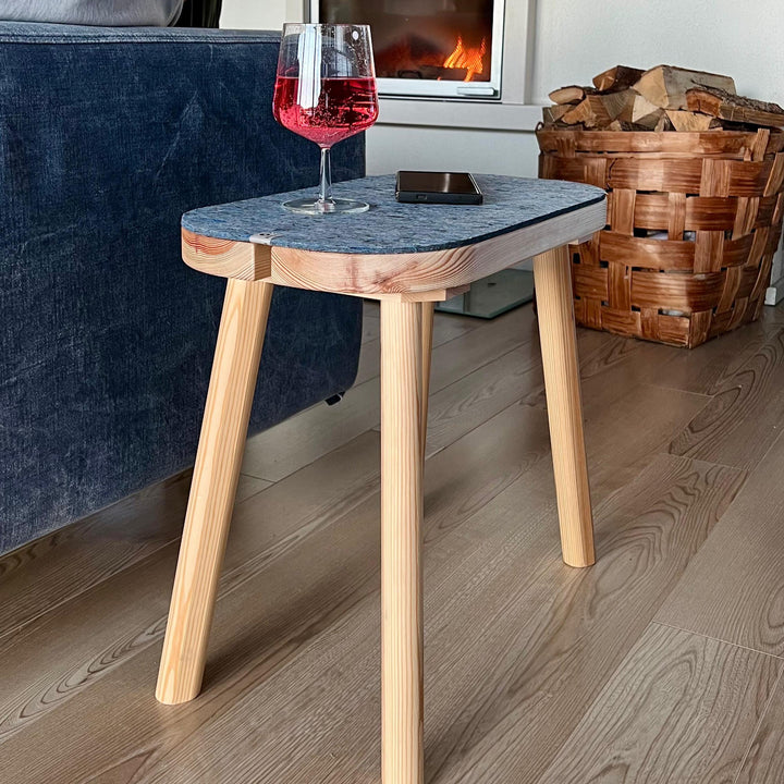 Jakkara | Vintage | käsittelemätön puu | 48*27*43 cm